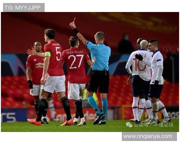 埃弗顿主场迎战曼联争夺英超关键三分的激烈对决 埃弗顿主场迎战曼联争夺英超关键三分的激烈对决