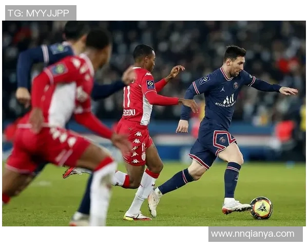 摩纳哥对阵巴黎圣日耳曼精彩集锦回顾与赛后分析