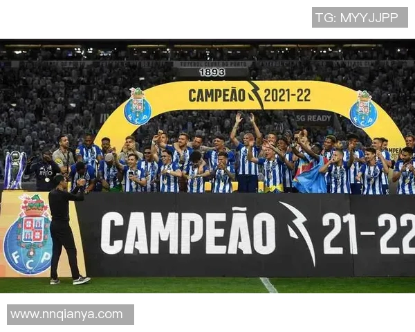 国民队与波尔图的激烈对决揭示了葡超联赛的竞争魅力与球队实力的较量