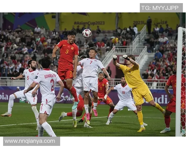 国足与哥斯达黎加角球精彩瞬间动图回顾与分析