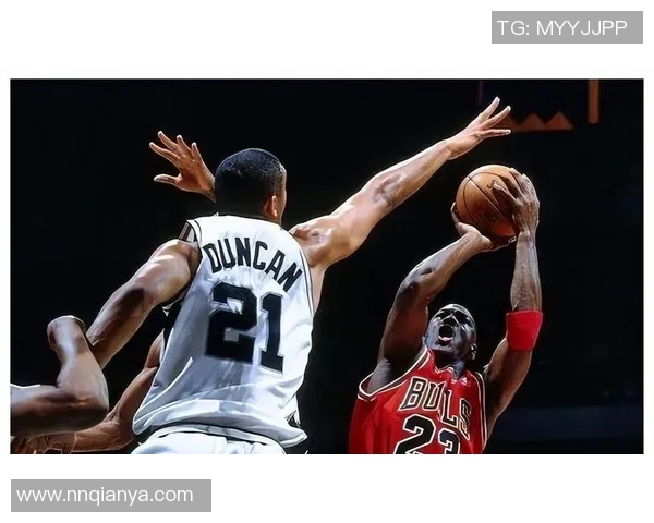 乔丹佩顿:从篮球传奇到商业巨头的华丽转身与人生哲学探索 乔丹佩顿:从篮球传奇到商业巨头的华丽转身与人生哲学探索