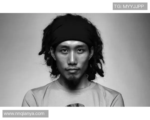 韩潮与赵强的对决：文化碰撞与时代变迁的深度剖析