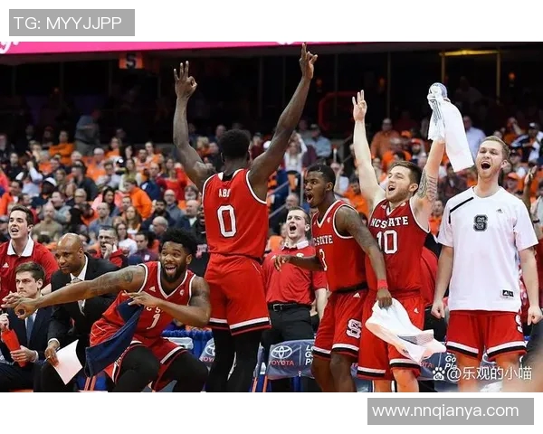 快船队与掘金激战正酣NBA季后赛精彩对决引发球迷热议