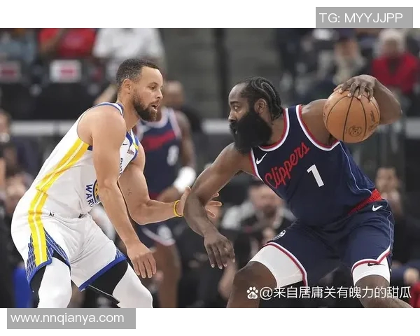 10月21日快船与勇士精彩对决视频直播全程回放与赛后分析